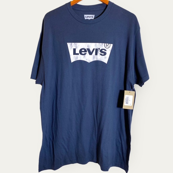 Levi's Men's Batwing Logo Pull-on Casual T-Shirt - Picture 1 of 8